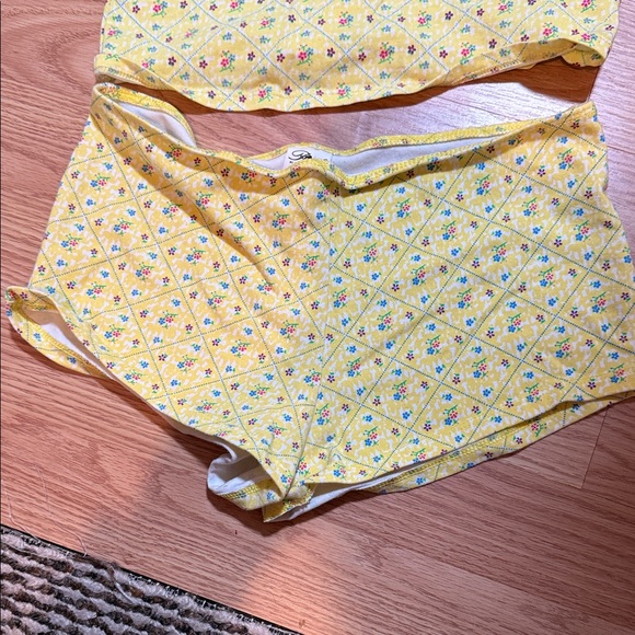 PINK Victoria's Secret by Frankies Bikinis Yellow Patterned Pajama Set - Picture 3 of 7